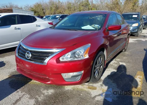 2015 Nissan Altima 2.5 S из США, поврежденный, VIN 1N4AL3AP5FC458316